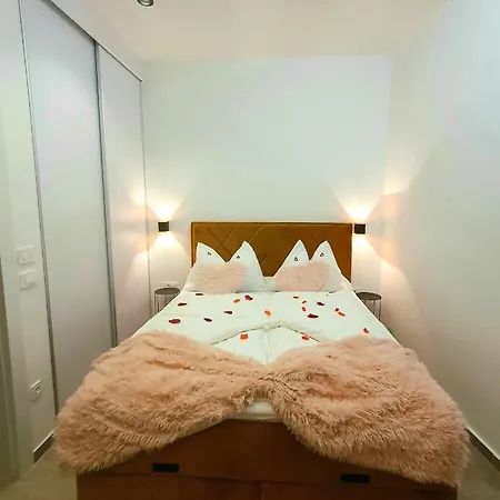 Apartment Cozy Leprin In Old Town Labin (Istria)